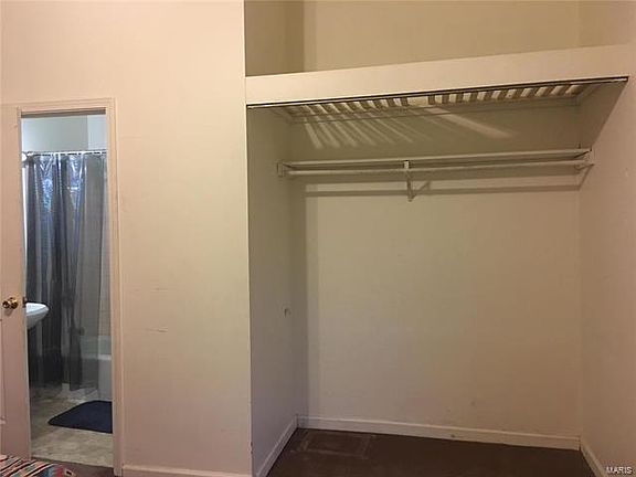 3rd image of 204 Selma St