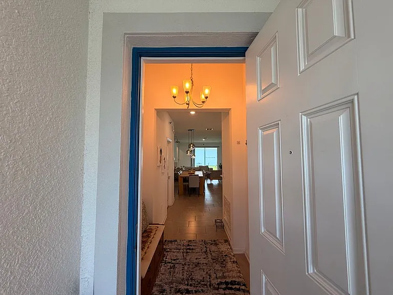 9502 Revere Ave — Photo 21