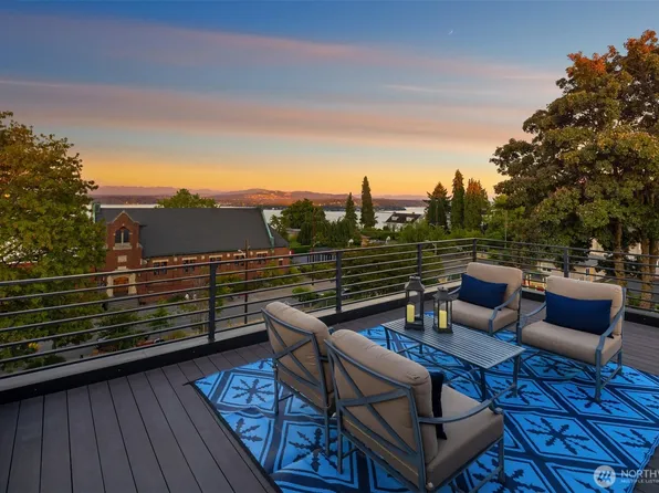 928 34th Avenue, Seattle, WA 98122