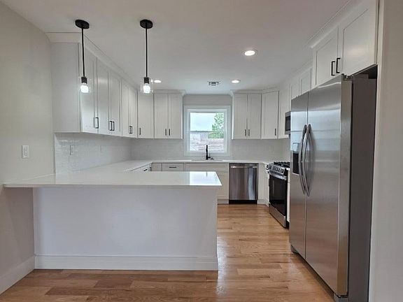4th image of 747 Rahway Ave Floor 2