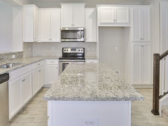 3rd image of 5031 Sunnyside Ln