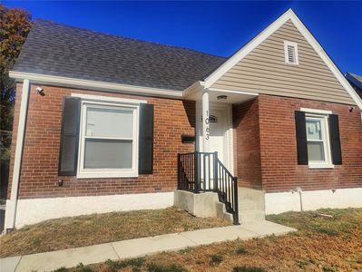 1063 Riverview Blvd, Saint Louis, MO, 63147