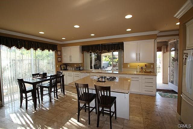 2nd image of 305 Paseo Pinto