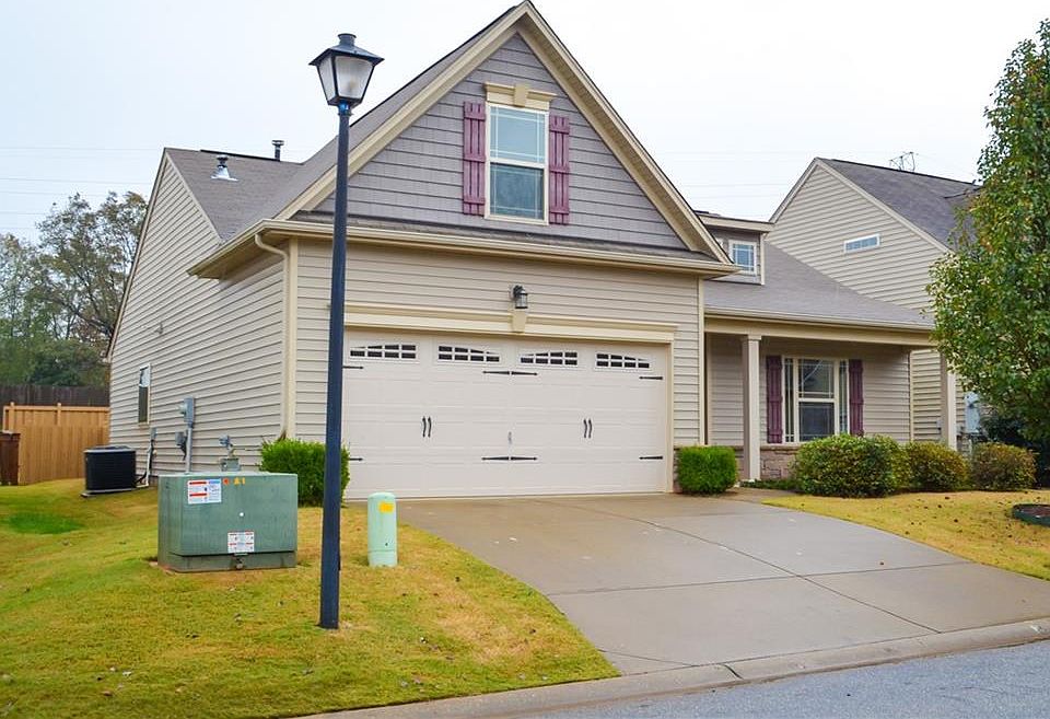 1st image of 6 Norwell Ln