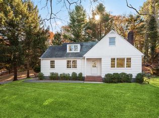 226 Landing Ave, Smithtown, NY 11787