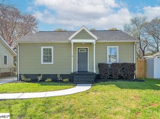 111 Ridgeway Dr, Greenville, SC 29607