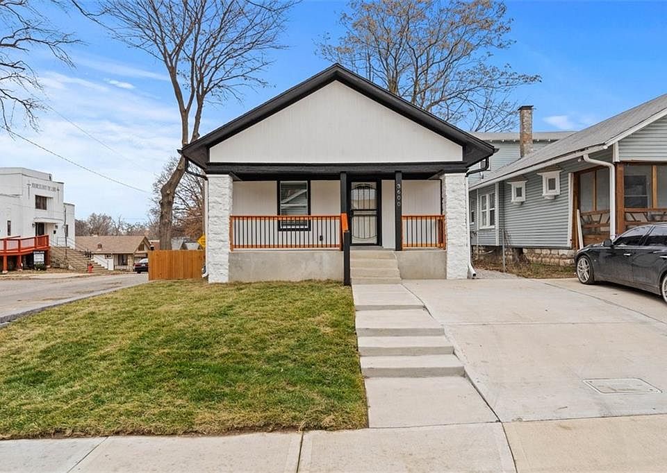1st image of 3600 E 29th St