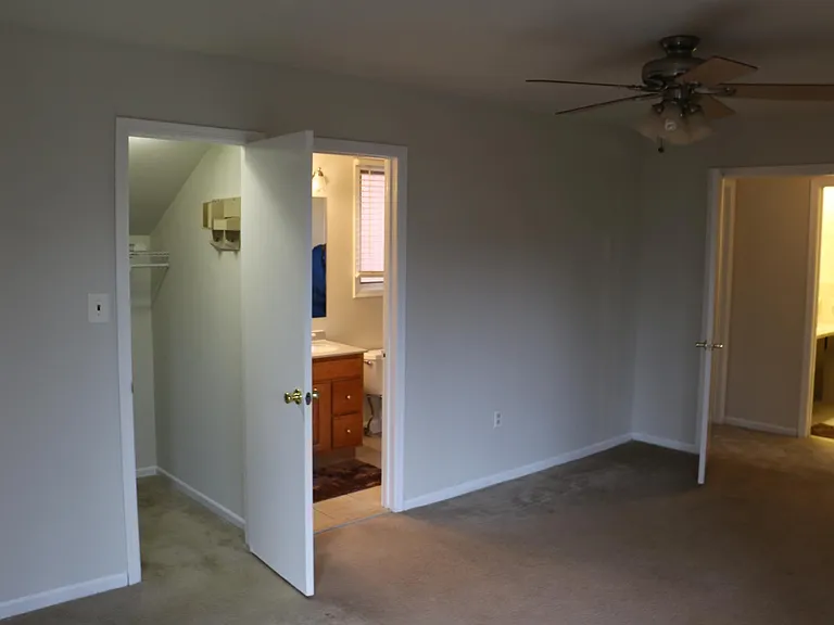 85 Riverbend Dr — Photo 5