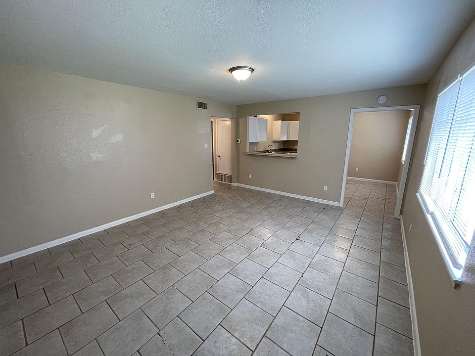 1st image of 7300 Twin Crest Dr APT 101