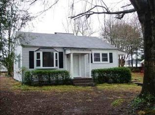 25 Hall Rd, Greenville, SC 29609