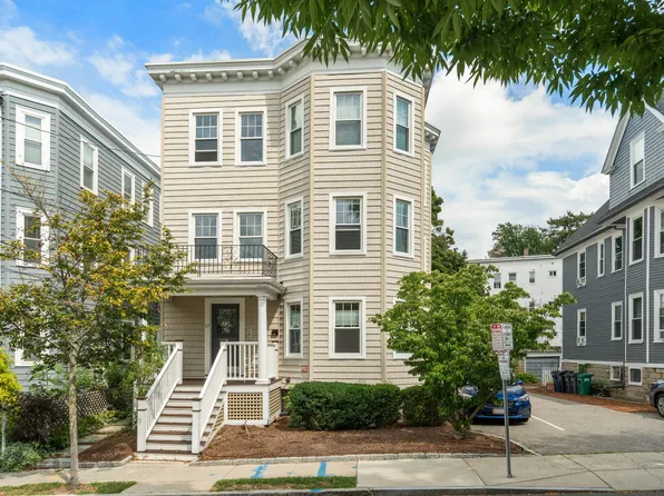 17 Standish St #1, Cambridge, MA 02138