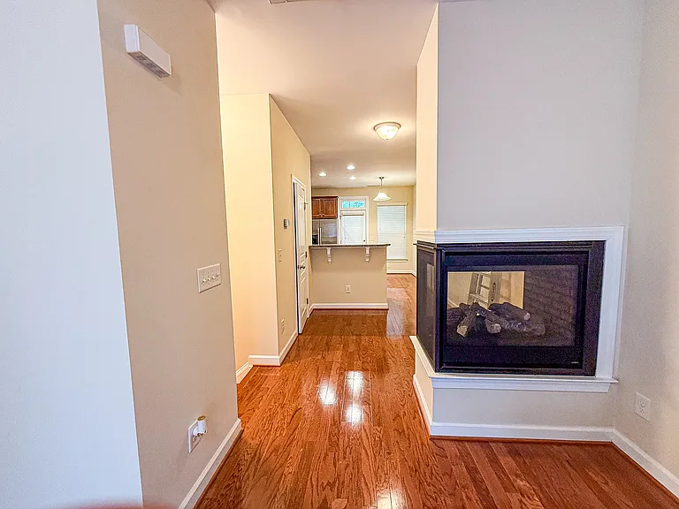8010 Sycamore Hill Ln — Photo 7