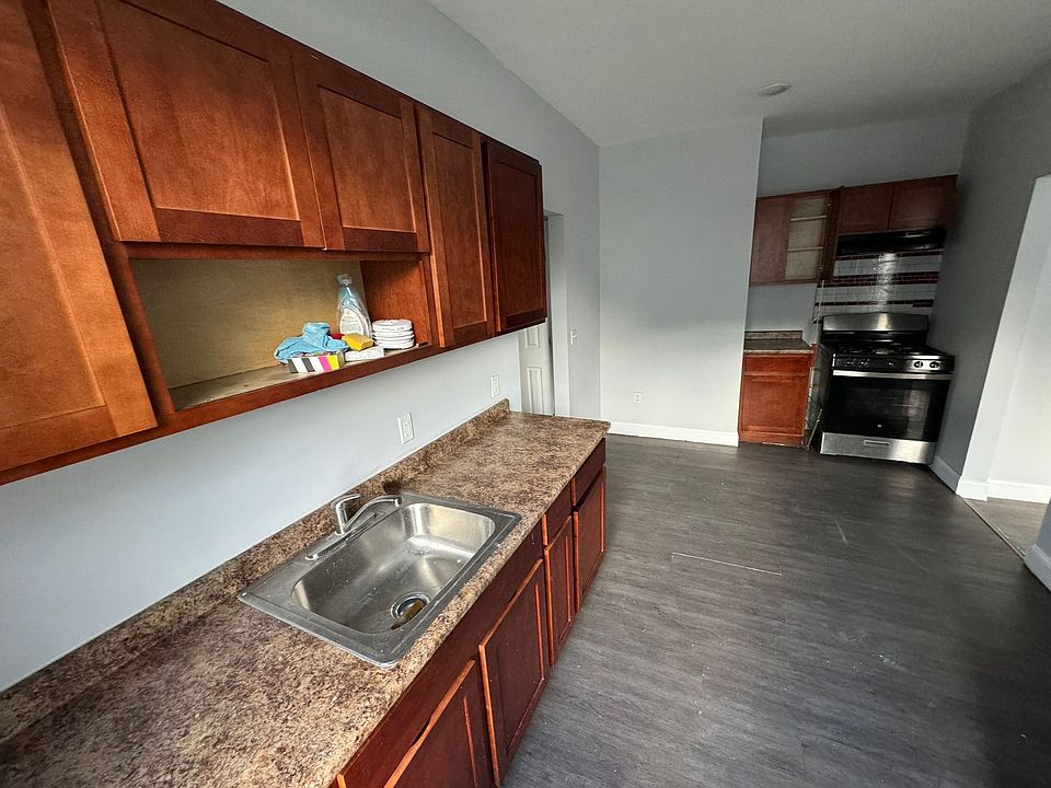 1st image of 29-31 Essex St #1L
