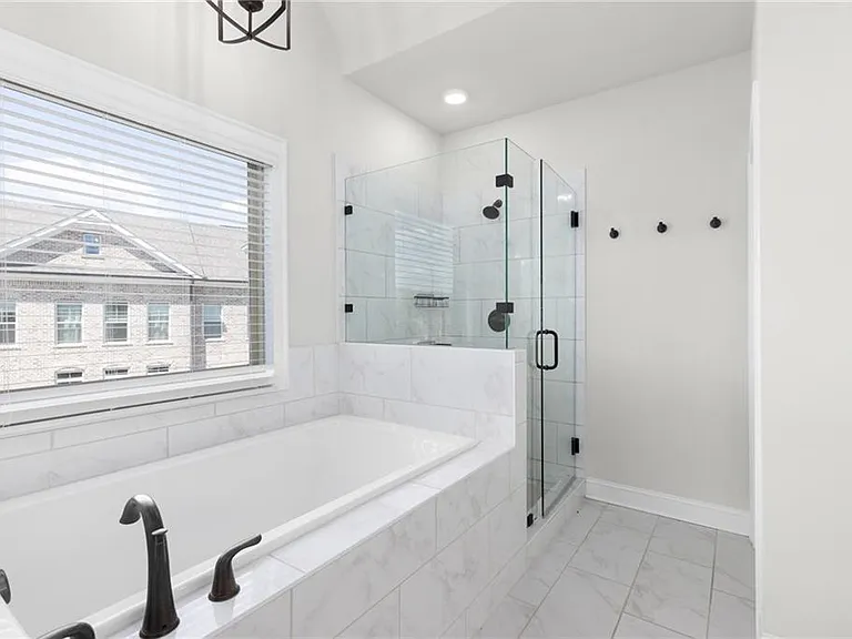 301 Marlowe Aly — Photo 33