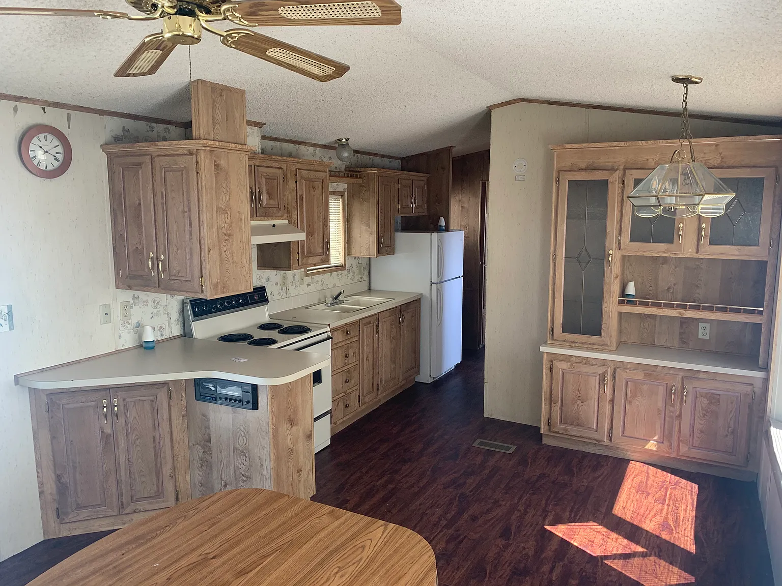 1 bed, 399 sqft, $795 — Photo 2