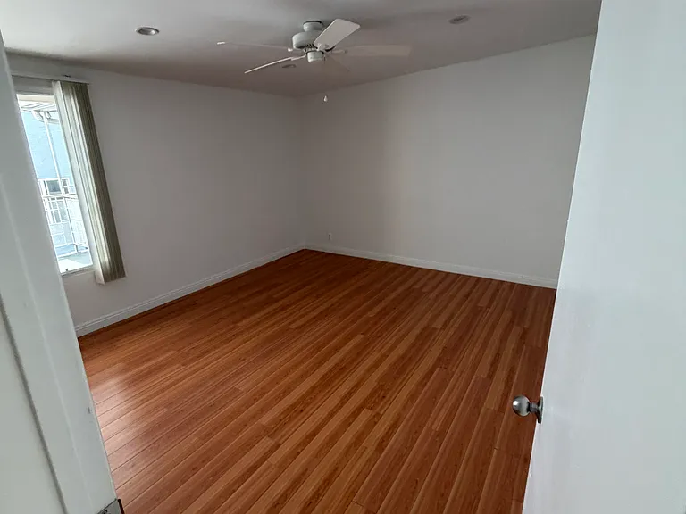 1527 S Shenandoah St #1 — Photo 5