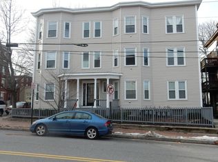 90 Mellen St APT 6, Portland, ME 04101