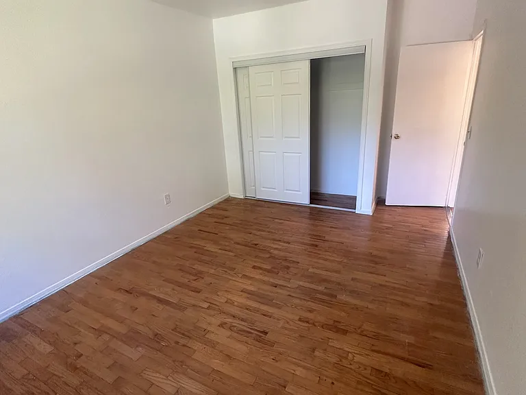 6 Whitman Ct — Photo 9