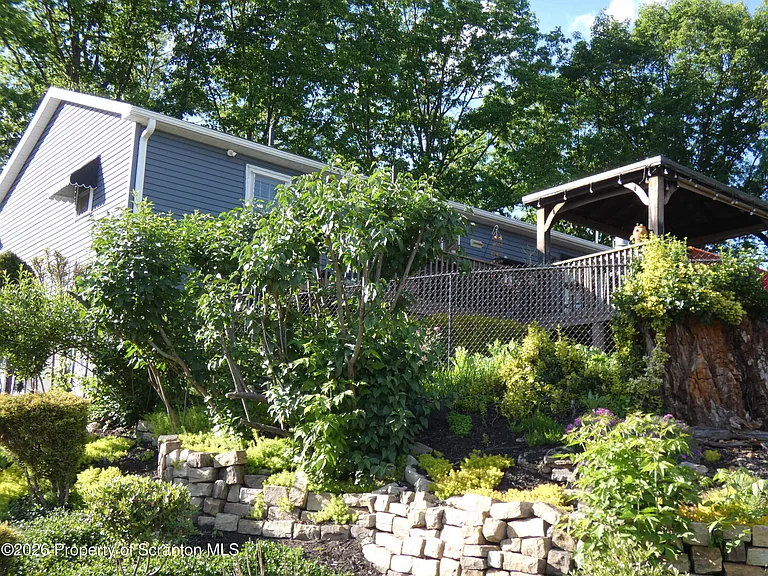 607 3rd Ave #LOWER LEV — Photo 35