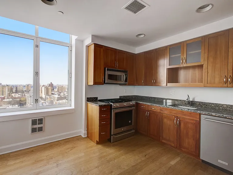 455 Central Park W #22C — Photo 4