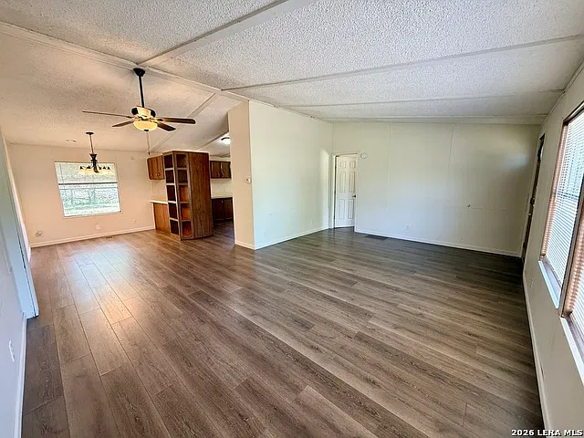 1 bed, 1.0 bath, 758 sqft, $995 — Photo 4