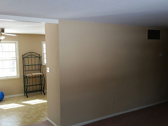 front living room to kitchen