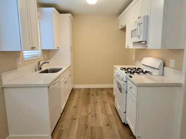 555 E Lemon Ave #1, Glendora, CA 91741