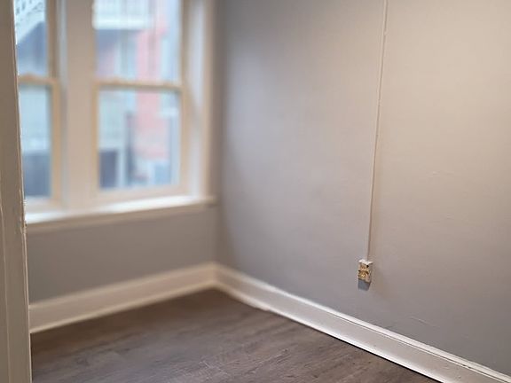 2nd image of 207 S Maple Ave #1