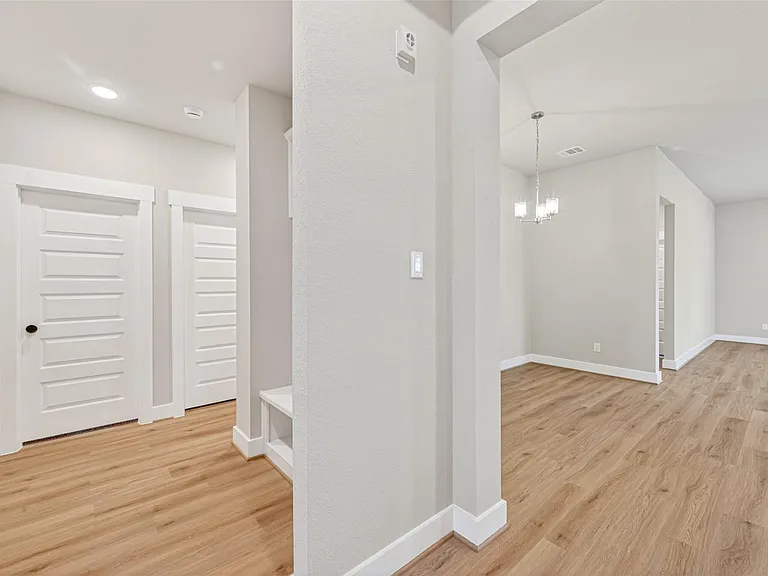 2216 Inglenook Grove Dr — Photo 7