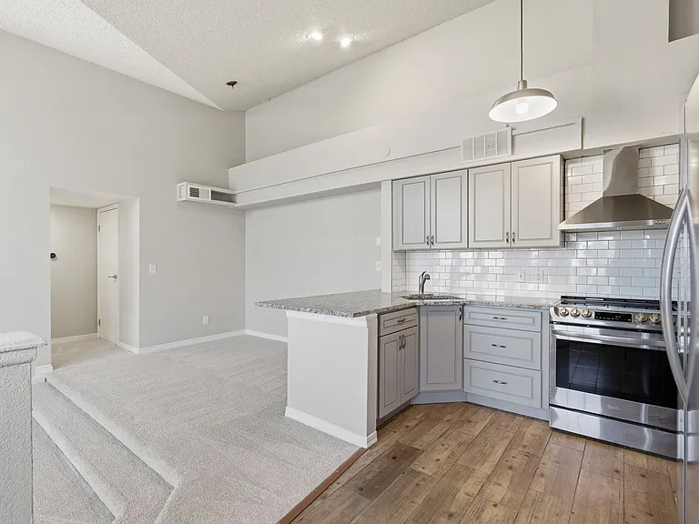 4760 S Wadsworth Blvd — Photo 40