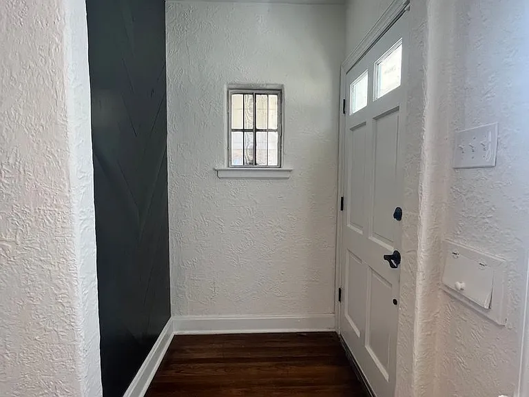 908 Maury St — Photo 11