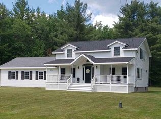 724 Northside Rd, Stark, NH 03582