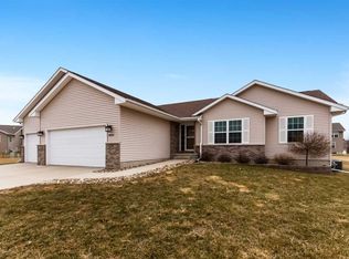 2050 Hillside Ct, Ely, IA 52227