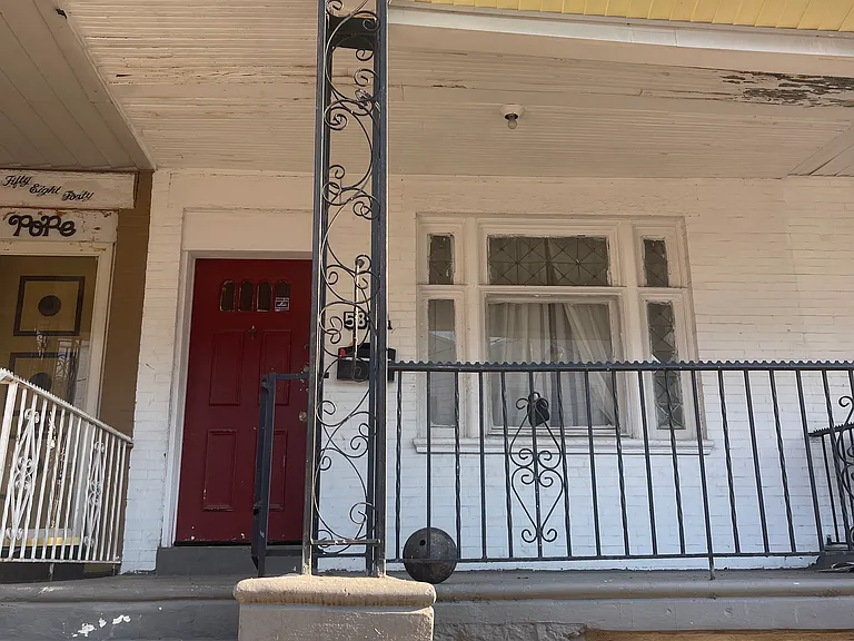 5842 Norfolk St — Photo 1