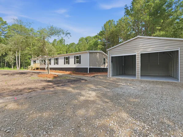 329 Hickory Nut, Way Cross, SC 29436