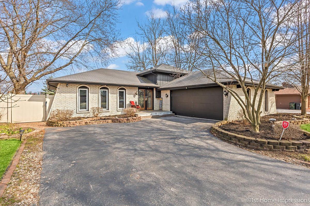 18303 Olde Farm Rd, Lansing, IL 60438 Zillow