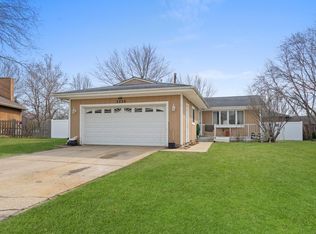 3230 Pioneer Ct, Joliet, IL