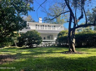 1423 Country Club Rd, Wilmington, NC 28403