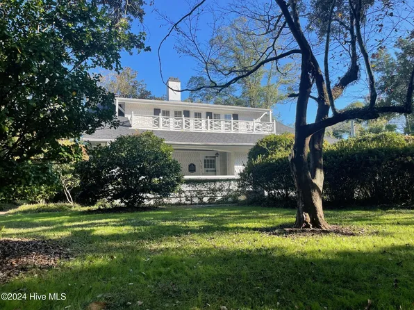 1423 Country Club Road, Wilmington, NC 28403