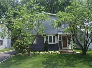 181 E Cliff Rd, Colonia, NJ 07067