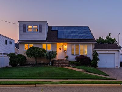2953 Bluepoint Court, Wantagh, NY, 11793