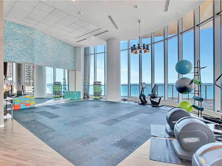 4111 S Ocean Dr #ID1289058P — Photo 31