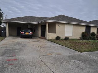 6811 Manchester St, New Orleans, LA 70126