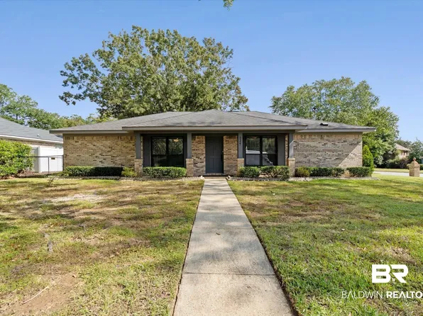 5327 Longridge Dr N, Mobile, AL 36693