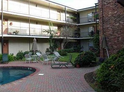 1st image of 2521 Metairie Lawn Dr #203