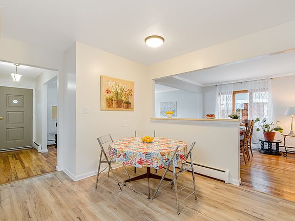 Kitchen, 1st floor