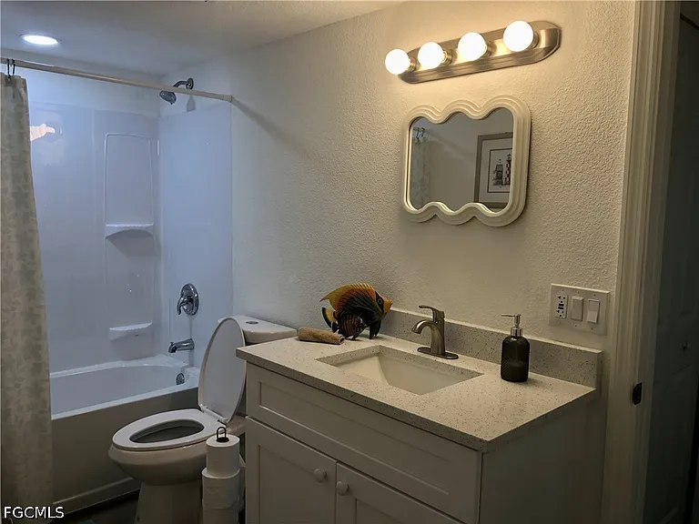 16881 Davis Rd #214 — Photo 18
