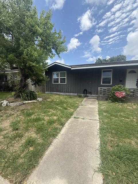 1st image of 1809 Merriman Ave