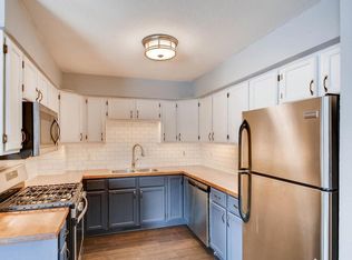 2201 2nd Ave N, Minneapolis, MN 55405