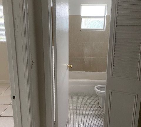4th image of 2245 Madison St APT 107